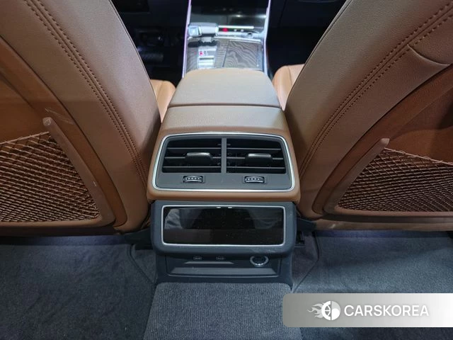 Audi A6 (C8) 2023 Черный из Кореи, фото 4