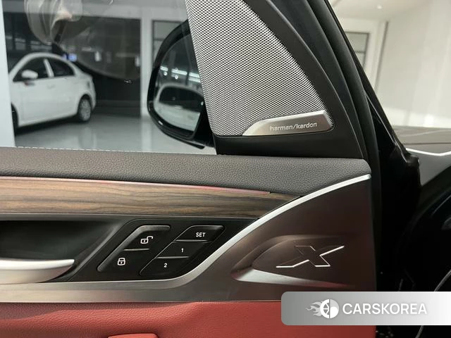 BMW X3 2022 Черный из Китая, фото 4