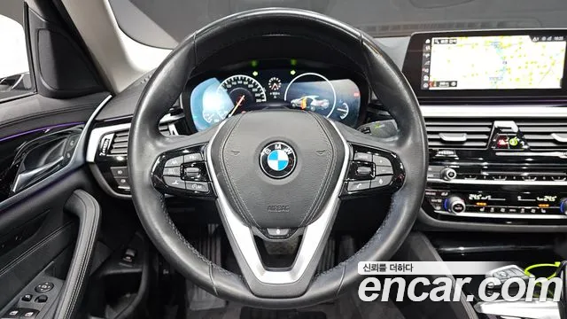 BMW 5 Series (G30) id 2337667 из Кореи 4