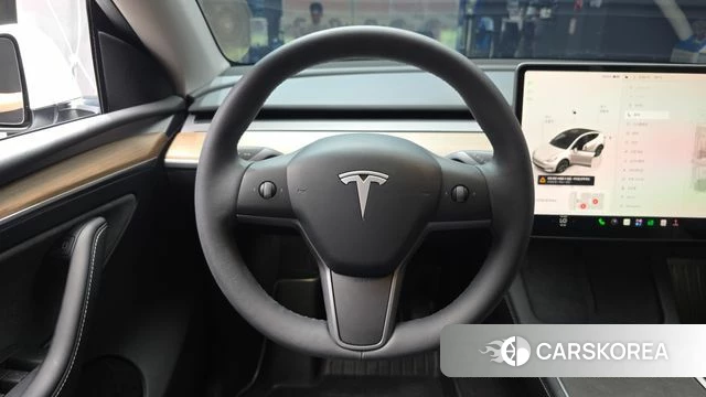 Tesla Model Y 2024 Белый из Кореи, фото 4