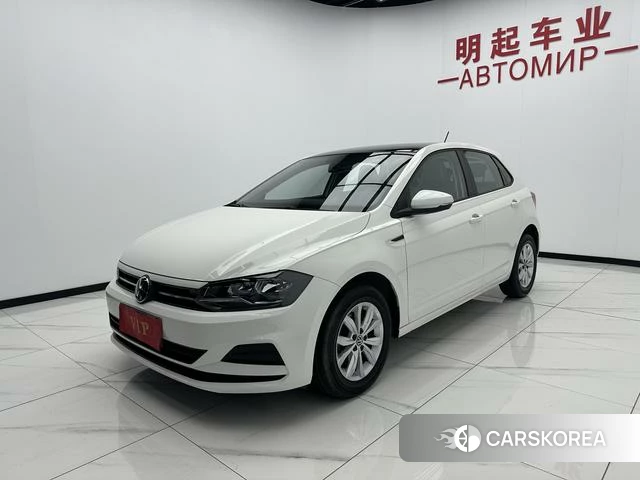 Volkswagen Polo 2022 Белый из Китая, фото 4
