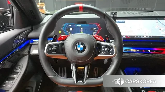 BMW M5 (G90) 2025 Черный из Кореи, фото 4