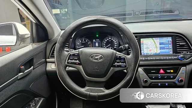 Hyundai Avante AD 2018 Белый из Кореи, фото 4