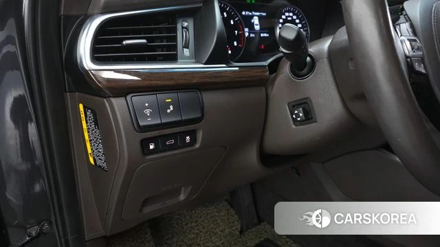 Kia Come New K7 2018 Серый из Кореи, фото 4