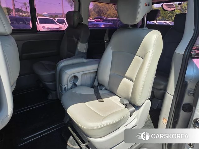 Hyundai The New Grand Starex 2018 Серебристо-серый из Кореи, фото 4