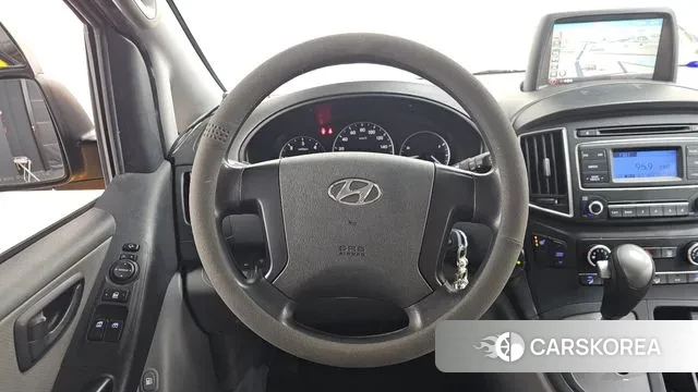 Hyundai The New Grand Starex 2018 Желтый из Кореи, фото 4