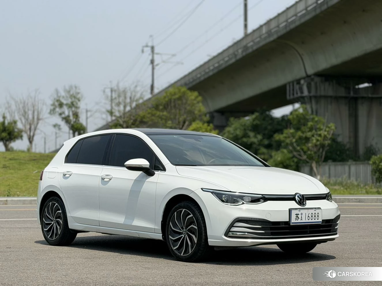 Volkswagen Golf 2020 Белый из Китая, фото 4