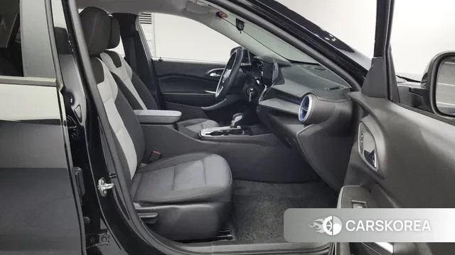 Chevrolet (GM Daewoo) Trax Crossover 2023 Черный из Кореи, фото 4