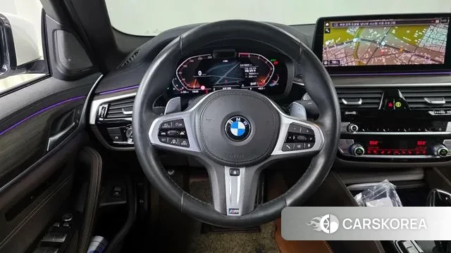 BMW 5 Series (G30) 2020 Белый из Кореи, фото 4