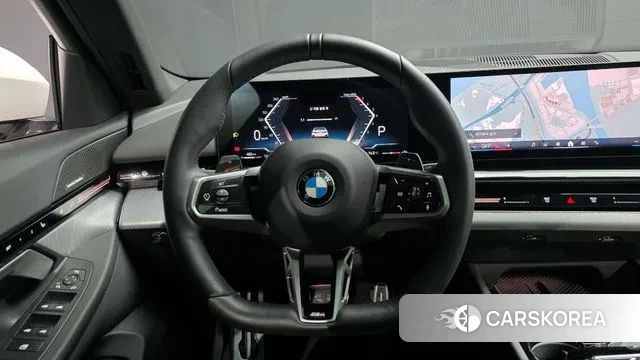 BMW 5 Series (G60) 2024 Белый из Кореи, фото 4