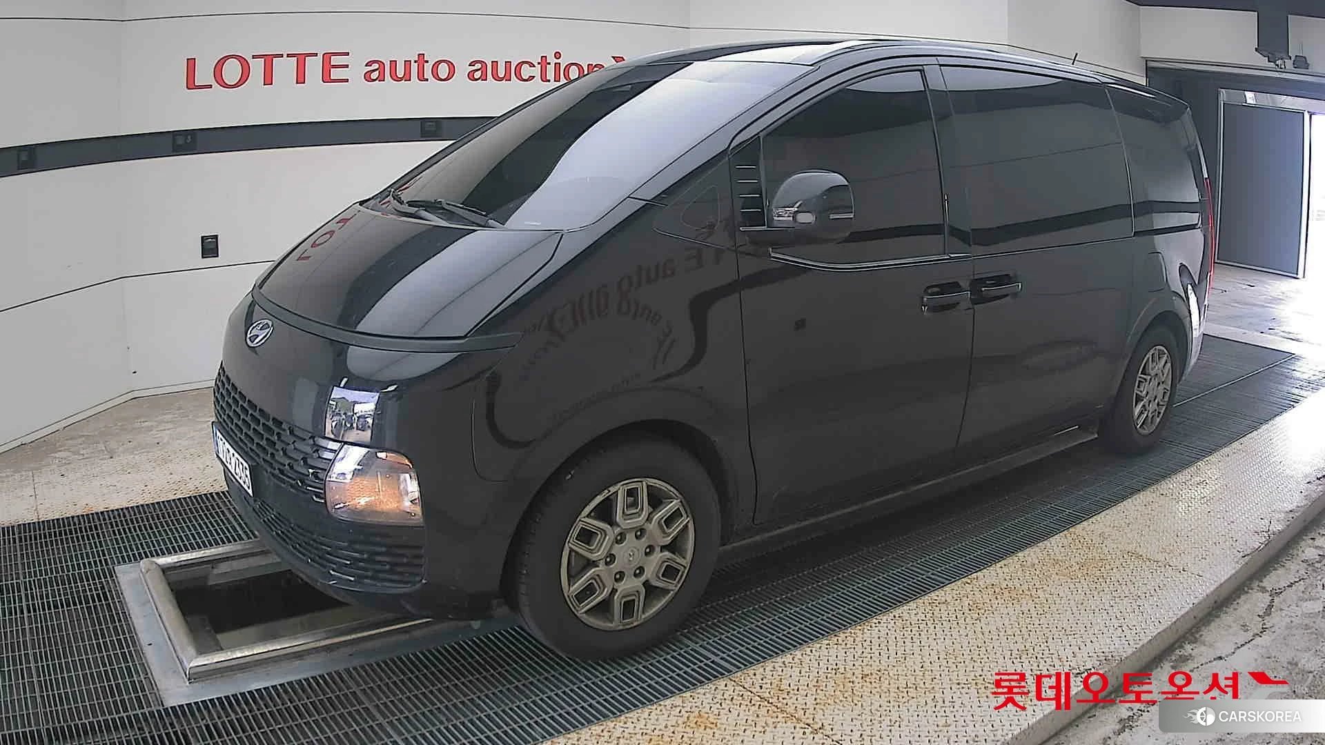 Hyundai Staria 2022 Abyss Black Pearl из Кореи, фото 4