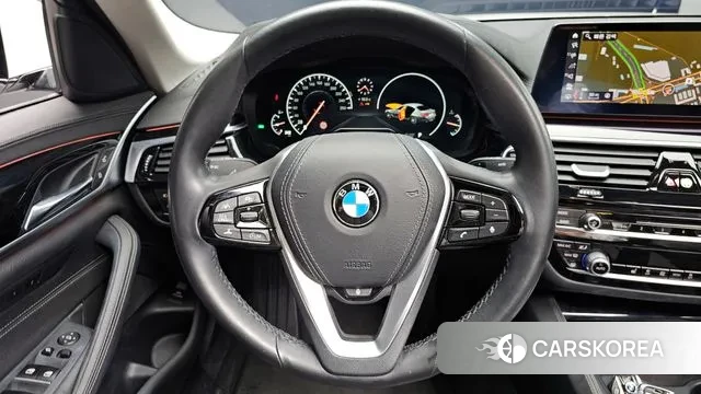 BMW 5 Series (G30) 2019 Черный из Кореи, фото 4
