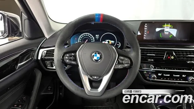 BMW 5 Series (G30) id 2907671 из Кореи 4