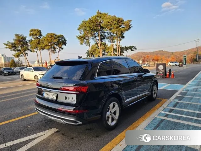 Audi Q7 (4M) 2022 Черный из Кореи, фото 4
