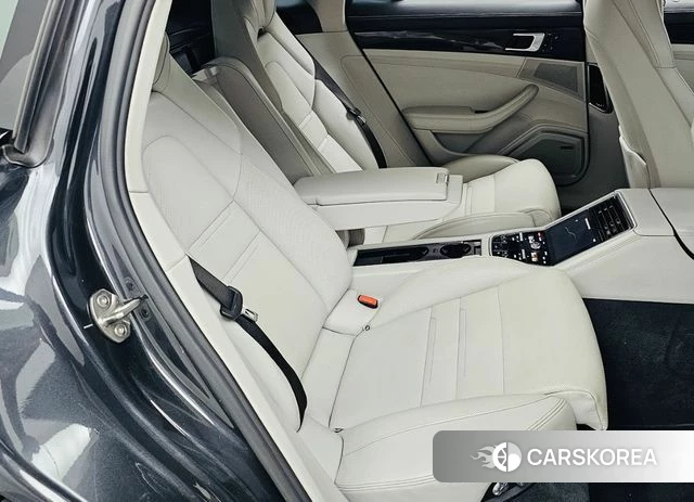 Porsche Panamera (971) 2018 Серый из Кореи, фото 4