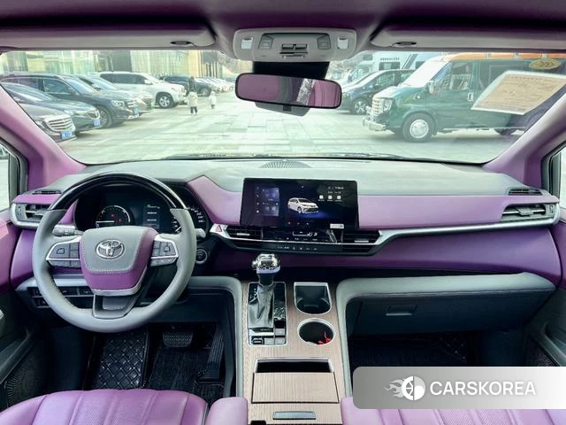 Toyota Grevia 2025 Черный из Китая, фото 4