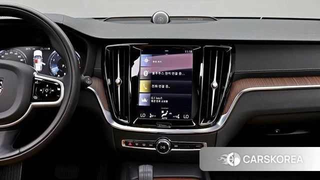 Volvo V60 Cross-Country 2nd Generation 2020 Серый из Кореи, фото 4