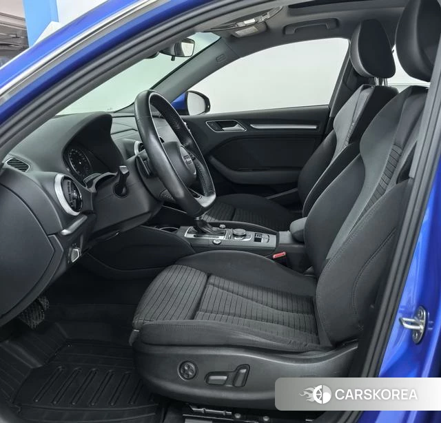 Audi A3 2020 Синий из Китая, фото 4
