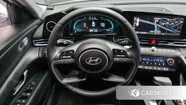 Hyundai The New Avante (CN7) 2023 Белый из Кореи, фото 4