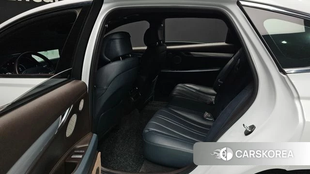 Genesis Electrified G80 (RG3) 2022 Белый из Кореи, фото 4