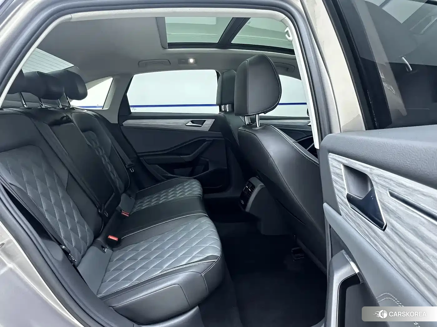 Volkswagen Sagitar 2023 Champagne/brown из Китая, фото 5