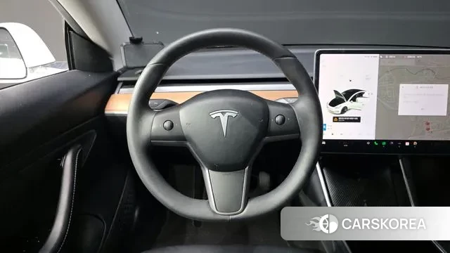 Tesla Model 3 2020 Белый из Кореи, фото 4