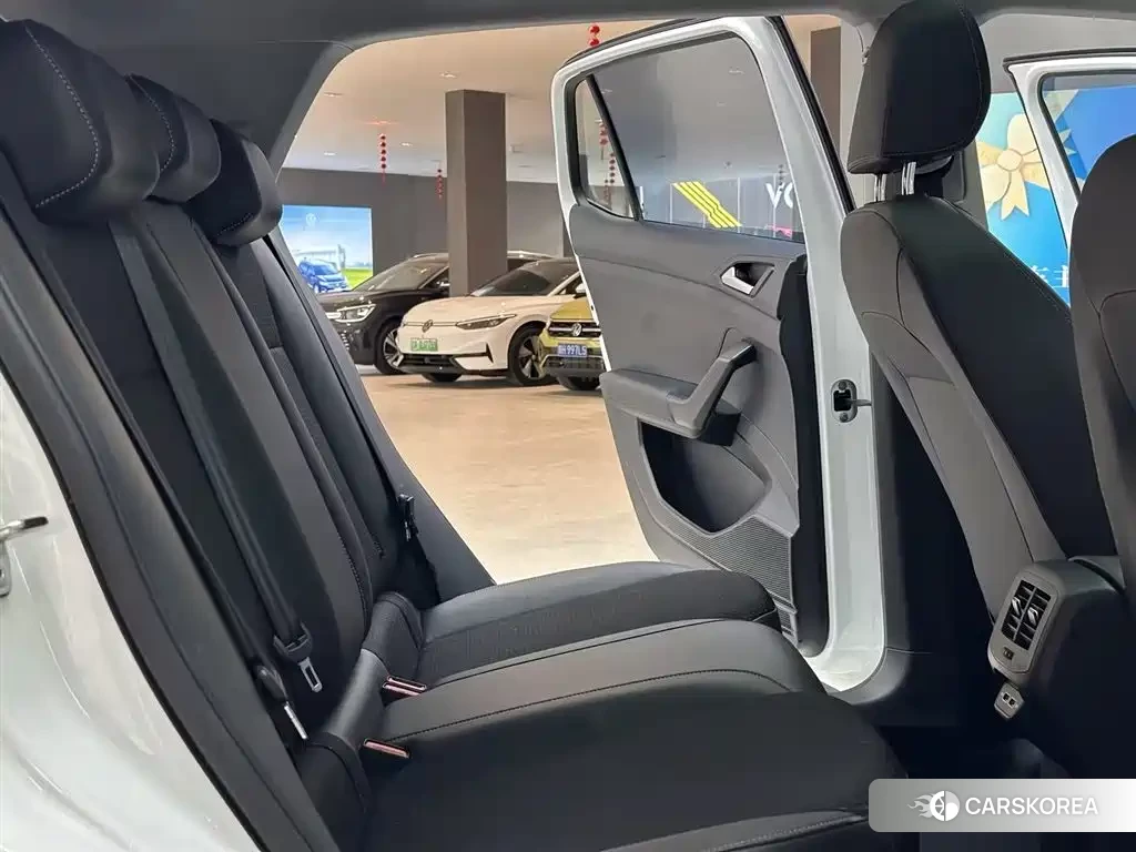 Volkswagen Tacqua 2024 Белый из Китая, фото 4