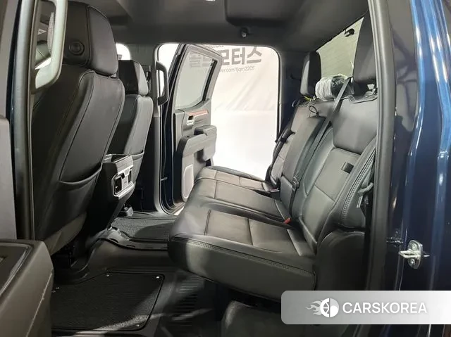 GMC Sierra 2023 Черный из Кореи, фото 4