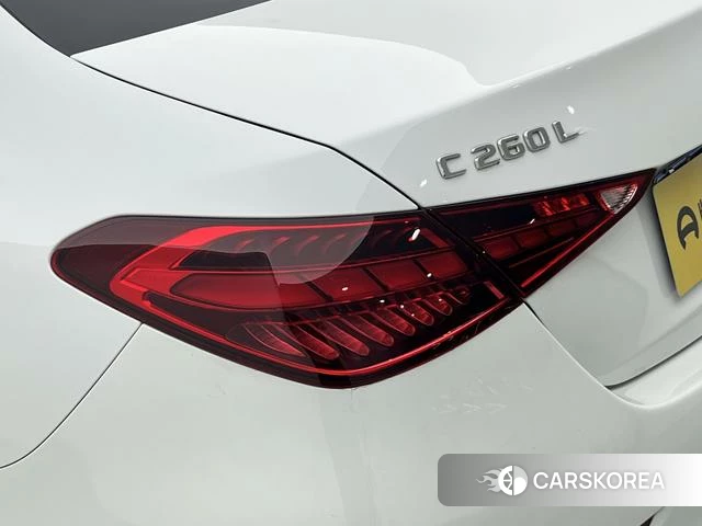 Mercedes-Benz Class C 2024 Белый из Китая, фото 4