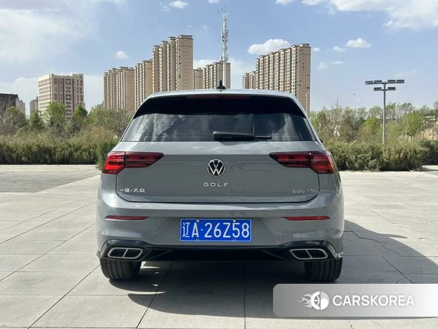 Volkswagen Golf 2024 Темно-серый из Китая, фото 4