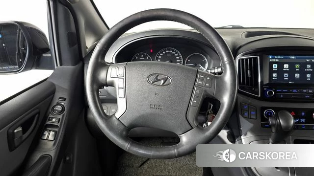 Hyundai The New Grand Starex 2018 Черный из Кореи, фото 4