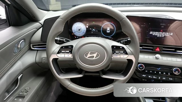 Hyundai The New Avante (CN7) 2024 Белый из Кореи, фото 4