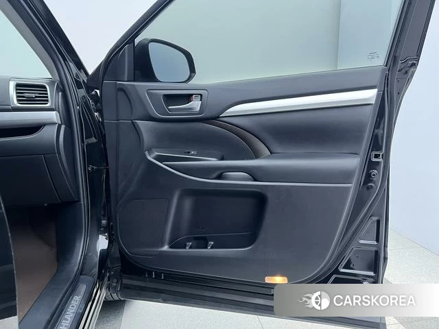 Toyota Highlander 2021 Черный из Китая, фото 4