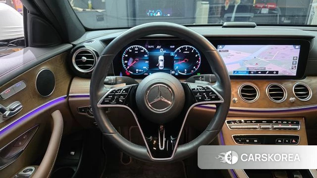 Mercedes-Benz E-Class W213 2021 Белый из Кореи, фото 4