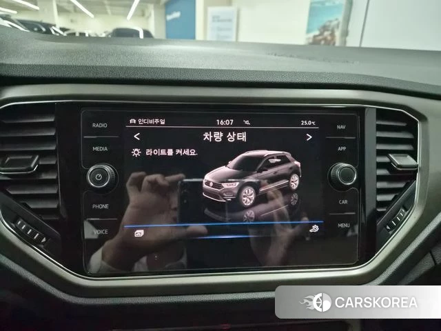 Volkswagen T-Roc 2021 Небесно-голубой из Кореи, фото 4