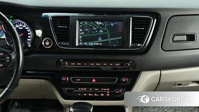 Kia The New Carnival 2018 Белый из Кореи, фото 4