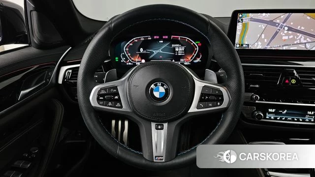 BMW 5 Series (G30) 2023 Черный из Кореи, фото 4