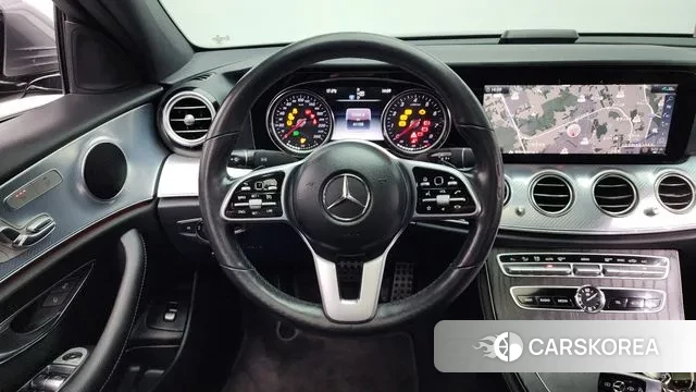 Mercedes-Benz E-Class W213 2020 Серый из Кореи, фото 4