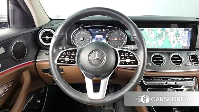 Mercedes-Benz E-Class W213 2019 Серебряный из Кореи, фото 4