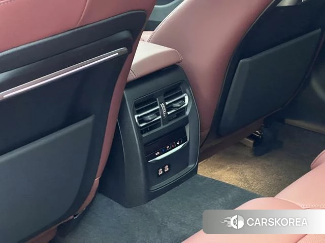 BMW 3 series 2022 Черный из Китая, фото 4