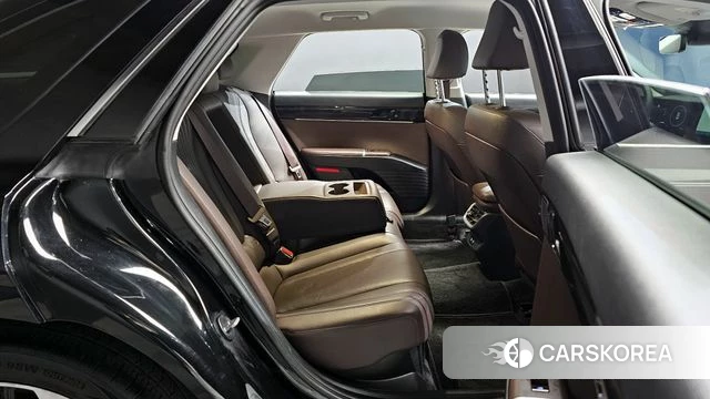 Hyundai Grandeur Hybrid (GN7) 2023 Черный из Кореи, фото 4