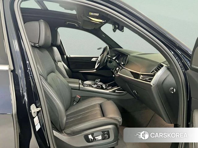 BMW X7 (G07) 2021 Черный из Кореи, фото 4