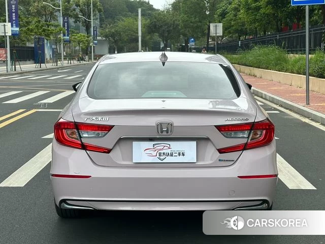 Honda Accord 2021 Белый из Китая, фото 4