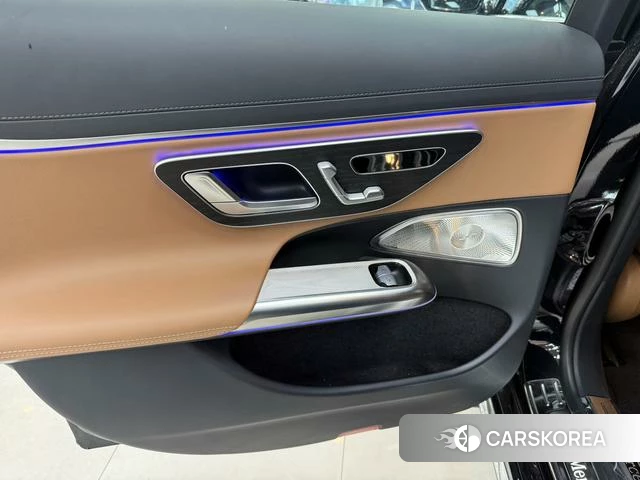 Mercedes-Benz E-class 2024 Черный из Китая, фото 4