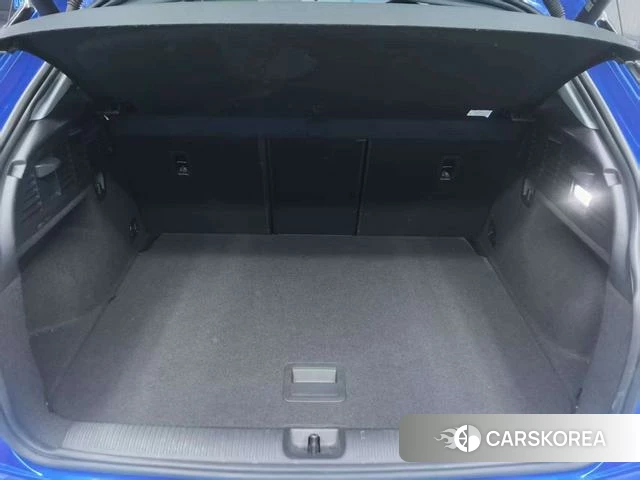 Audi Q2L 2023 Синий из Китая, фото 4