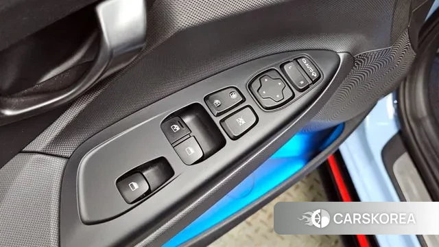 Hyundai Veloster (JS) 2021 Светло-серебряный цвет из Кореи, фото 4