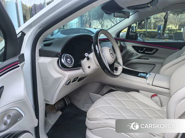 Mercedes-Benz Maybach EQS SUV 2025 Белый из Китая, фото 4