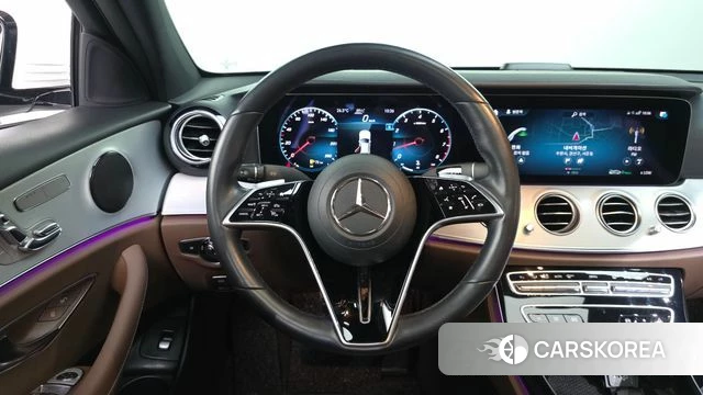 Mercedes-Benz E-Class W213 2021 Белый из Кореи, фото 4