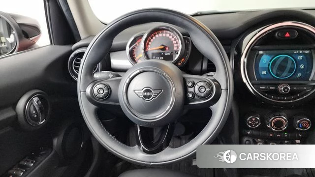 Mini Cooper 2021 Оранжевый из Кореи, фото 4