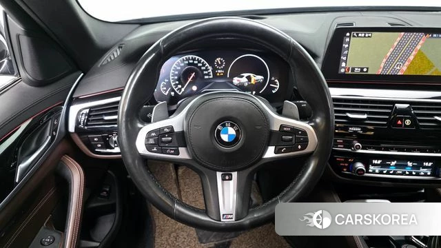 BMW 5 Series (G30) 2019 Черный из Кореи, фото 4